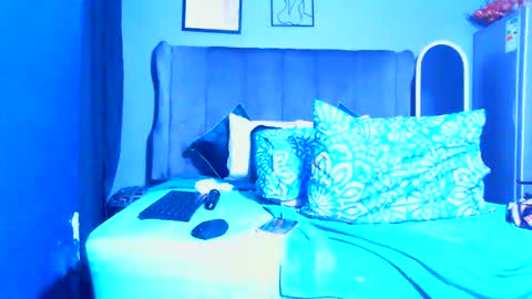 Pearl online show from June 2, 6:54 pm
