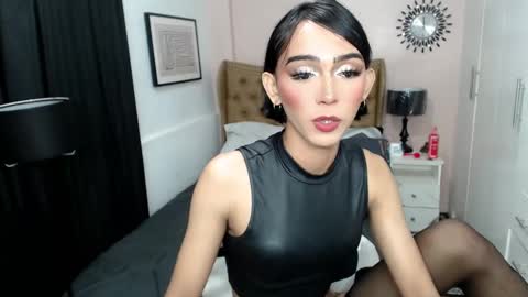 Pearl online show from February 12, 8:27 am