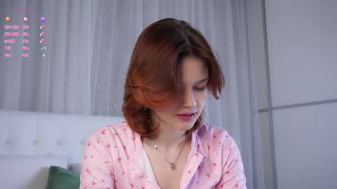 Lily online show from February 4, 1:11 am