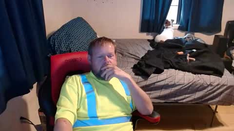 Snapshot of pecker40 chatting on January 10, 5:48 pm pecker40 online show from January 10, 5:48 pm