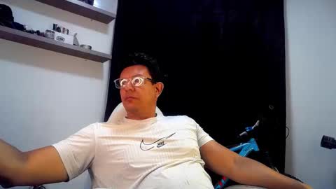Pedro online show from May 4, 1:56 am