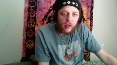 peeepit online show from March 8, 6:34 pm