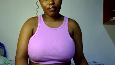 Snapshot of peekyshams chatting on November 24, 9:47 pm peekyshams online show from November 24, 9:47 pm