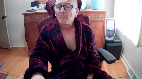 Snapshot of peepingmale chatting on February 9, 1:35 pm peepingmale online show from February 9, 1:35 pm