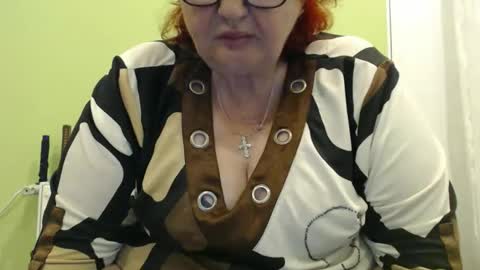 Snapshot of peggysoft chatting on May 30, 8:06 pm PeggySoft online show from May 30, 8:06 pm