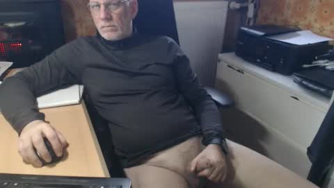 Pemue65 online show from February 4, 8:20 am