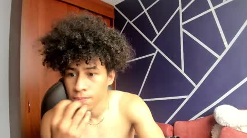 Snapshot of pendragom1224 chatting on February 23, 3:08 pm Pendragom online show from February 23, 3:08 pm