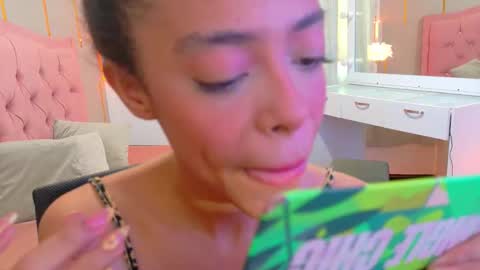 peneelopeecute online show from May 9, 3:39 pm