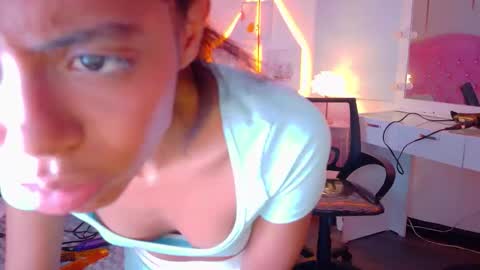 peneelopeecute online show from June 11, 2:53 am