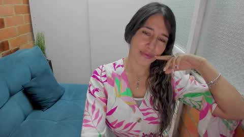 Penelope online show from October 25, 7:30 pm