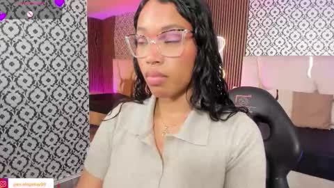 penelope online show from February 4, 3:12 am