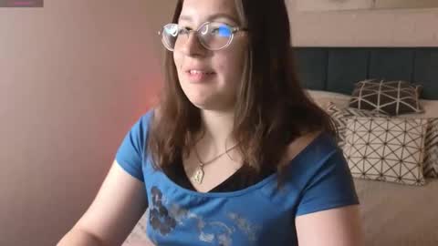 Hi  Im Peneloppa online show from October 6, 9:45 pm