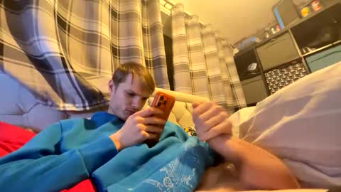 Snapshot of penguin666778 chatting on December 13, 8:47 pm Penguin online show from December 13, 8:47 pm