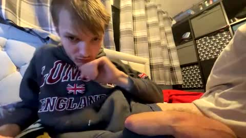 Snapshot of penguin666778 chatting on December 14, 7:07 pm Penguin online show from December 14, 7:07 pm