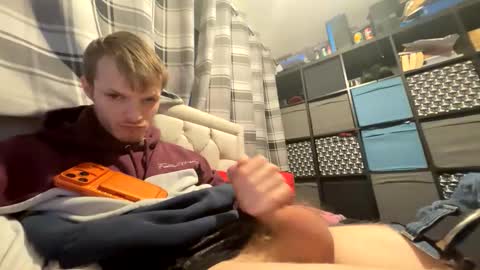 Penguin online show from December 19, 4:36 pm