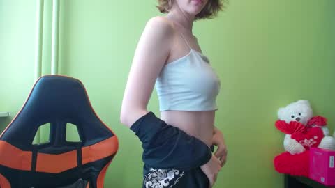 Penny online show from April 30, 6:42 am