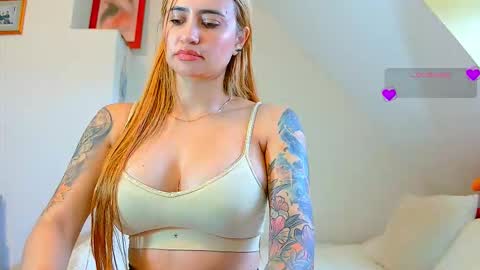 Hi Im Penelope  better vibrations  1111 online show from March 5, 3:08 pm