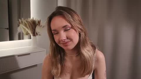 im Kira today is my 1st day here 3 online show from June 15, 7:54 am