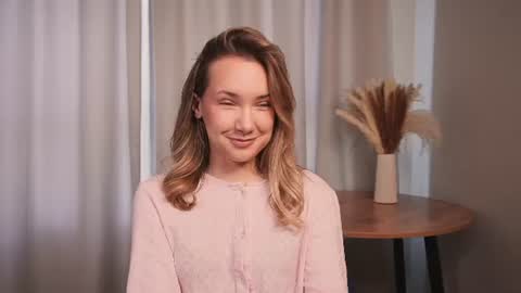 im Kira today is my 1st day here 3 online show from June 20, 4:37 am