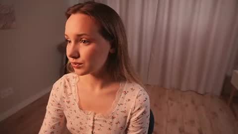 im Kira today is my 1st day here 3 online show from July 14, 4:06 am