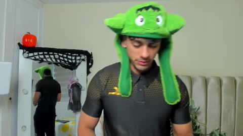 percy_god online show from September 23, 11:02 am