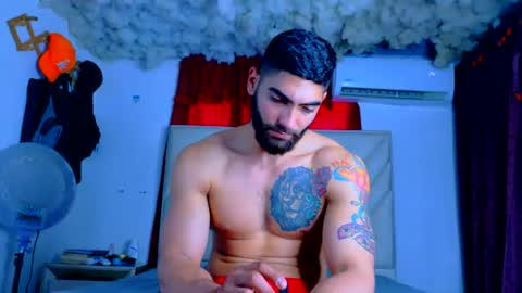 Snapshot of perfec_king00 chatting on July 13, 3:59 pm Jacob online show from July 13, 3:59 pm