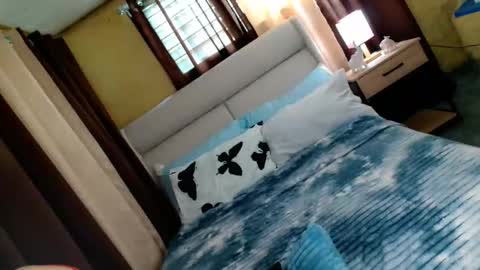 Sweet Gwen online show from February 27, 12:21 am