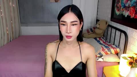 Snapshot of perfectstranger_ chatting on December 15, 1:10 am Chloe online show from December 15, 1:10 am