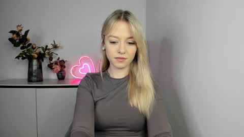 Snapshot of perfectxcindy chatting on January 25, 7:06 am Cindy online show from January 25, 7:06 am