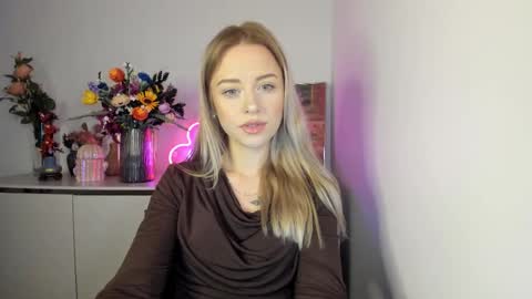 Snapshot of perfectxcindy chatting on October 9, 5:38 am Cindy online show from October 9, 5:38 am