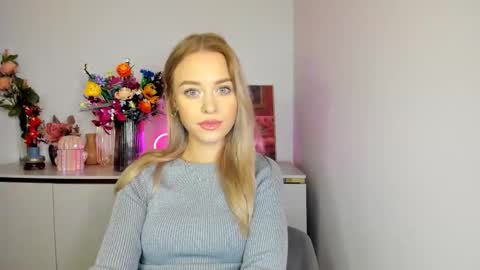 Snapshot of perfectxcindy chatting on October 16, 5:52 am Cindy online show from October 16, 5:52 am