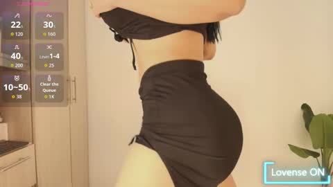 Snapshot of perla_milf4u chatting on November 1, 12:07 pm PERLA online show from November 1, 12:07 pm