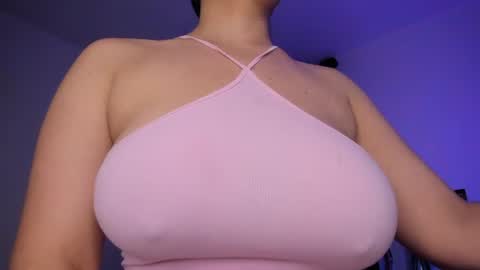 Perla online show from June 19, 10:35 pm