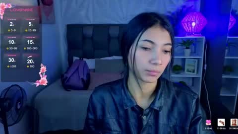 Snapshot of perlaa_moon_ chatting on July 17, 4:34 pm PERLA online show from July 17, 4:34 pm