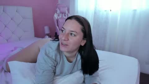Marie online show from June 15, 11:01 am