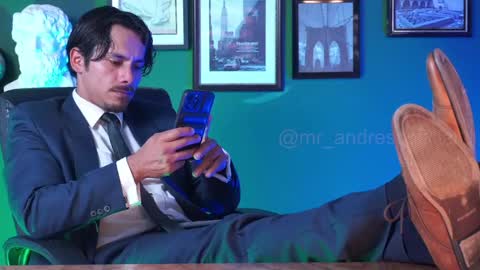 andres    online show from January 9, 6:04 pm