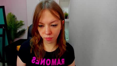 Snapshot of persinaky chatting on December 21, 8:38 pm horror flying on the wings of the night.... online show from December 21, 8:38 pm