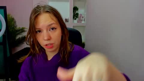 Snapshot of persinaky chatting on January 9, 5:32 am horror flying on the wings of the night.... online show from January 9, 5:32 am