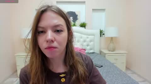 Snapshot of persinaky chatting on August 8, 10:50 am horror flying on the wings of the night.... online show from August 8, 10:50 am