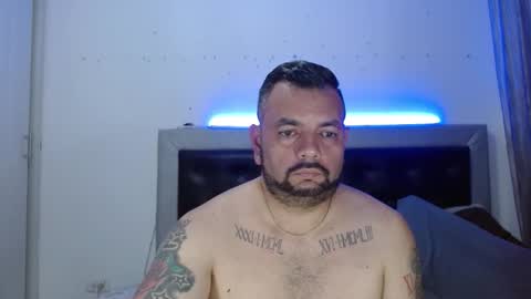 Carlos online show from March 1, 1:51 am