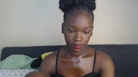 Snapshot of perverted_sweet chatting on April 18, 12:53 pm perverted_sweet online show from April 18, 12:53 pm
