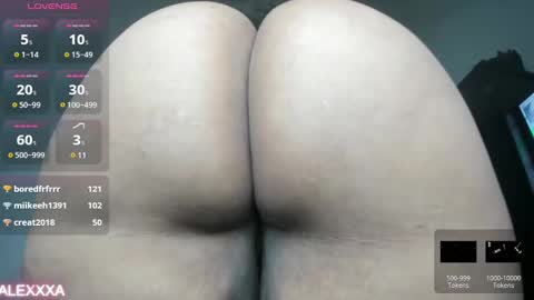 Snapshot of pervertt_mommy chatting on January 30, 9:14 pm Alexandra online show from January 30, 9:14 pm