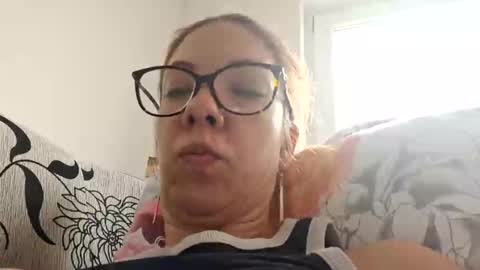 Snapshot of pervygirl69 chatting on January 21, 7:37 am Lisa - online show from January 21, 7:37 am