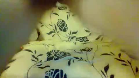 Snapshot of peshtic20 chatting on September 18, 2:57 am peshtic20 online show from September 18, 2:57 am