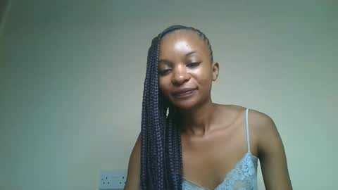 Snapshot of petal_palette chatting on May 2, 6:02 pm Lolly online show from May 2, 6:02 pm