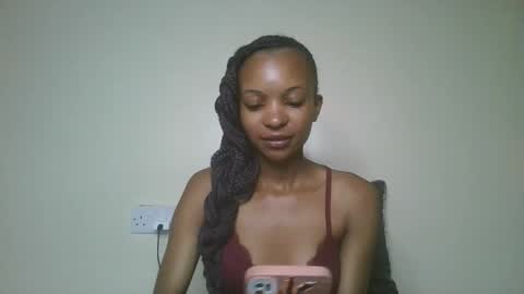 Snapshot of petal_palette chatting on May 10, 4:06 am Lolly online show from May 10, 4:06 am