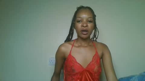 Snapshot of petal_palette chatting on June 11, 9:29 am Lolly online show from June 11, 9:29 am