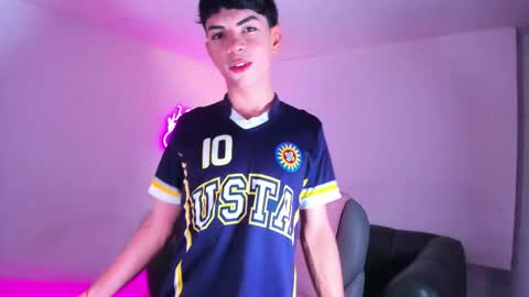 Peter online show from December 3, 6:17 pm