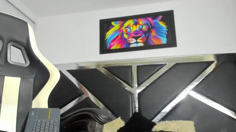 Snapshot of peter_coleman chatting on January 23, 1:19 am PeterColeman online show from January 23, 1:19 am