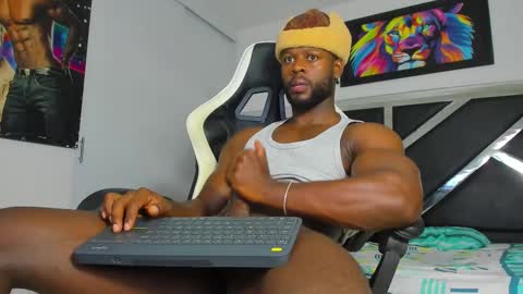 Snapshot of peter_coleman chatting on March 3, 11:35 pm PeterColeman online show from March 3, 11:35 pm